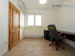 Pronájem bytu 4+kk, Opava, Bochenkova, 178 m2