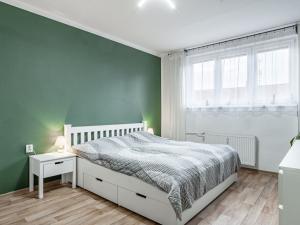 Prodej bytu 2+1, Telč - Telč-Staré Město, Radkovská, 73 m2