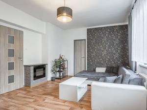 Prodej bytu 2+1, Telč - Telč-Staré Město, Radkovská, 73 m2