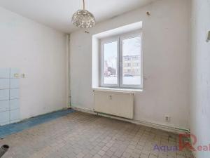 Prodej bytu 2+1, Aš, U Nádraží, 66 m2