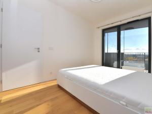 Pronájem bytu 2+kk, Praha - Stodůlky, Bělohlávkova, 46 m2