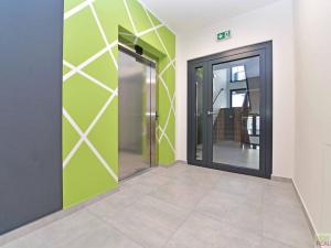 Pronájem bytu 2+kk, Praha - Stodůlky, Bělohlávkova, 46 m2