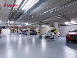 Pronájem bytu 2+kk, Praha - Holešovice, Komunardů, 68 m2