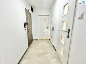 Pronájem bytu 4+1, Praha - Modřany, U zastávky, 75 m2