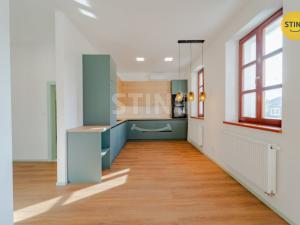 Prodej bytu 3+kk, Opava, Sadová, 75 m2