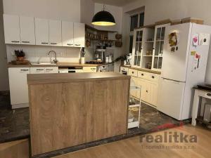 Pronájem bytu 3+kk, Opava - Předměstí, Komenského, 89 m2