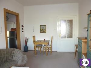 Pronájem bytu 2+kk, Praha, U křížku, 45 m2