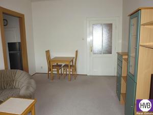 Pronájem bytu 2+kk, Praha, U křížku, 45 m2