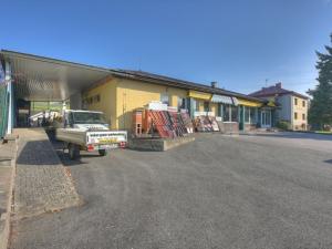 Prodej obchodního prostoru, Studenec, 265 m2