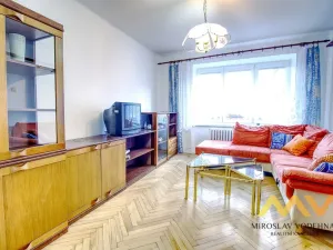 Pronájem bytu 2+1, Hradec Králové, Na Střezině, 55 m2