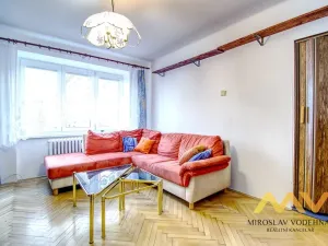 Pronájem bytu 2+1, Hradec Králové, Na Střezině, 55 m2