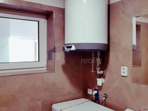 Pronájem bytu 2+1, Praha, Hejtmanská, 54 m2