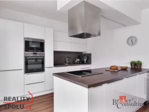 Prodej rodinného domu, Velké Popovice, U Školky, 190 m2