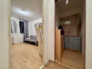 Pronájem bytu 3+1, Praha - Letňany, Kuželova, 78 m2