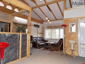 Prodej rodinného domu, Lobendava, 325 m2