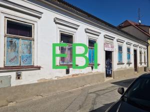 Prodej komerční nemovitosti, Jindřichův Hradec - Jindřichův Hradec II, Kmentova, 1773 m2