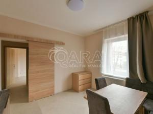 Pronájem bytu 1+1, Praha - Střížkov, Chrastavská, 28 m2