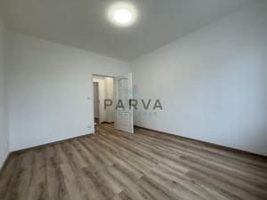 Pronájem bytu 2+1, Hrádek, 1. máje, 56 m2