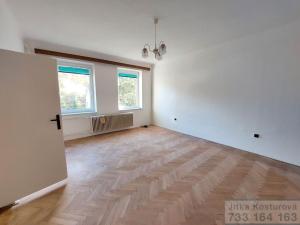 Pronájem bytu 2+1, Krnov - Pod Cvilínem, Chářovská, 90 m2