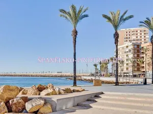 Prodej vícegeneračního domu, Torrevieja, Španělsko, 91 m2