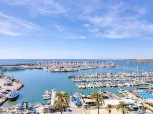 Prodej vícegeneračního domu, Torrevieja, Španělsko, 91 m2