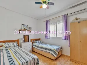 Prodej bytu 3+1, Torrevieja, Španělsko, 75 m2