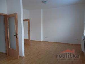 Pronájem bytu 2+kk, Opava - Předměstí, Pekařská, 64 m2
