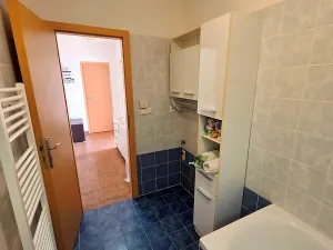 Pronájem bytu 2+kk, Praha - Letňany, Místecká, 60 m2