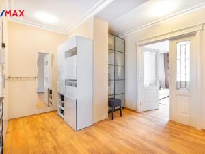 Pronájem bytu 3+kk, Karlovy Vary, Moskevská, 75 m2