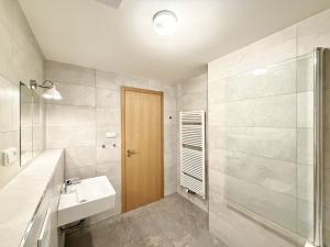 Pronájem bytu 2+kk, Liberec - Liberec I-Staré Město, Vítězná, 56 m2