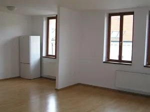 Pronájem bytu 2+1, Praha - Bubeneč, Šmeralova, 61 m2