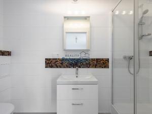 Pronájem bytu 1+kk, Horoměřice, Opuková, 21 m2