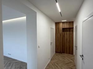 Pronájem bytu 2+1, Zlín, Věžové domy, 65 m2