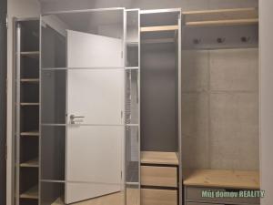 Pronájem bytu 3+kk, Praha - Vysočany, Kolbenova, 66 m2