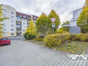 Prodej obchodního prostoru, Odolena Voda, K Cukrovaru, 90 m2