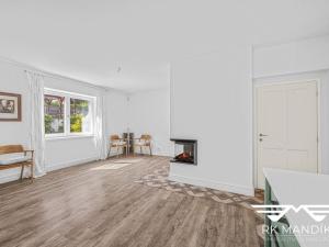 Prodej rodinného domu, Mníšek pod Brdy, U nádraží, 164 m2