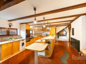 Prodej atypického bytu, Praha, Malostranské náměstí, 270 m2