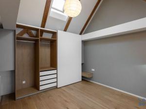 Pronájem bytu 2+kk, Praha - Jinonice, Řeporyjská, 57 m2