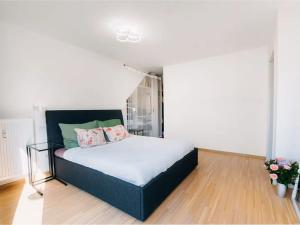 Prodej bytu 2+kk, Praha, Bořivojova, 101 m2