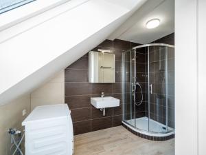 Pronájem bytu 3+kk, Liberec - Liberec XXV-Vesec, Dlouhá, 80 m2