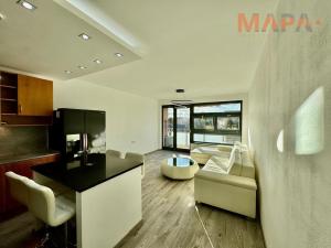 Pronájem bytu 2+kk, Praha - Hlubočepy, Štěpařská, 60 m2