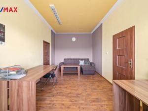 Prodej vícegeneračního domu, Skorošice, 1220 m2