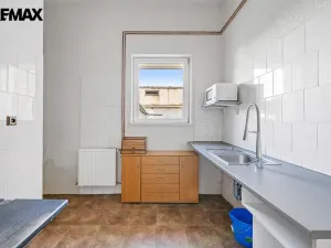 Prodej vícegeneračního domu, Skorošice, 1220 m2