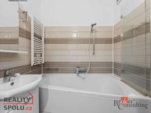 Prodej bytu 2+1, Kosmonosy, Jizerská, 64 m2