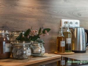 Pronájem bytu 2+kk, Praha - Čimice, Libčická, 55 m2