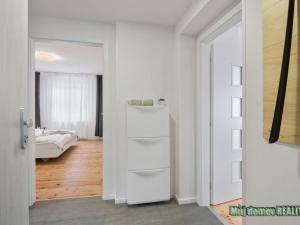 Pronájem bytu 2+kk, Praha - Čimice, Libčická, 55 m2