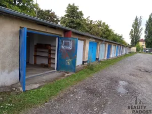 Prodej garáže, Pardubice, Demokratické Mládeže, 18 m2