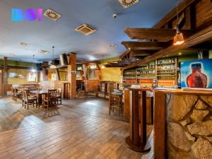 Prodej restaurace, Louny, Husova, 1005 m2