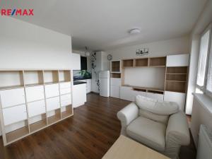 Pronájem bytu 1+kk, Praha - Hostavice, U Hostavického potoka, 43 m2