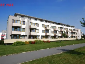 Pronájem bytu 1+kk, Praha - Hostavice, U Hostavického potoka, 43 m2